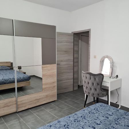 Ferienwohnung Bruxelles Airport Charleroi H Nouvelle Gerance Exterior foto
