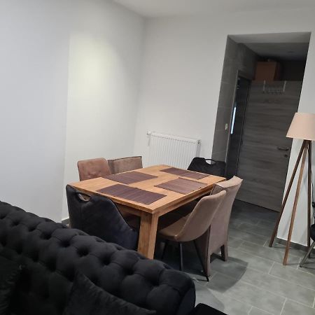 Ferienwohnung Bruxelles Airport Charleroi H Nouvelle Gerance Exterior foto